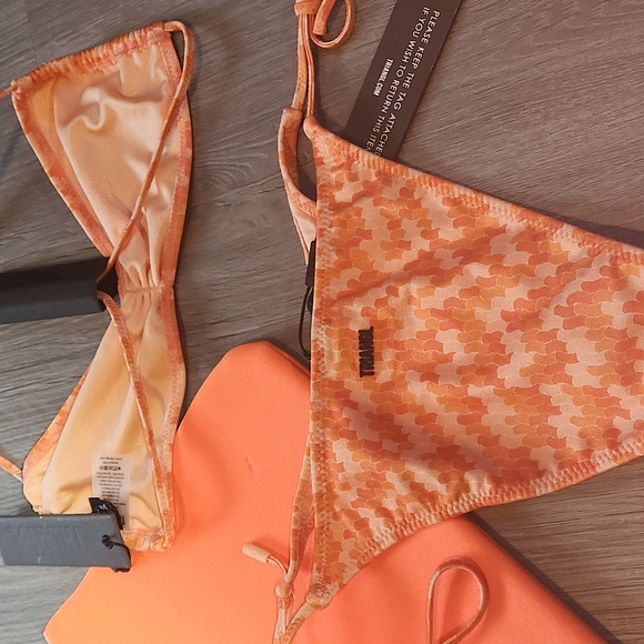 Orange confetti set with bag - Picture 3 of 5